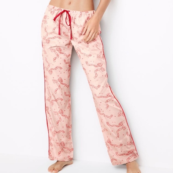 Victoria Secret Red Bow & Pink pajamas/ loungewear - Picture 1 of 4